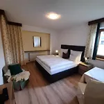 Πανσιόν Gaestehaus Burgi 3*