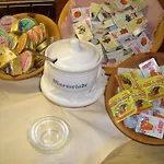 Guest house Gaestehaus Burgi Fuegen