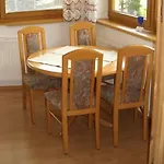 Guest house Gaestehaus Burgi Fuegen