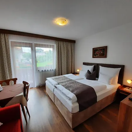 Gaestehaus Burgi Maison d'hôtes