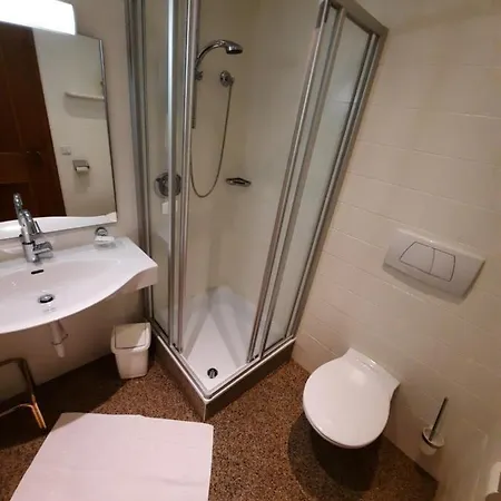 Gaestehaus Burgi 3* フューゲン