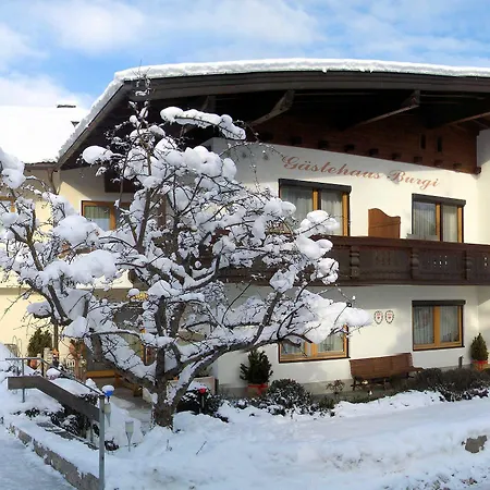 Gaestehaus Burgi Vendégház