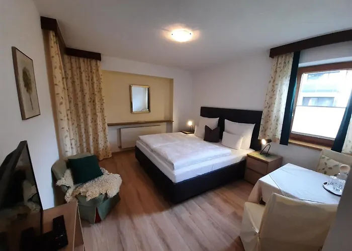 Gæstehus Gaestehaus Burgi 3*