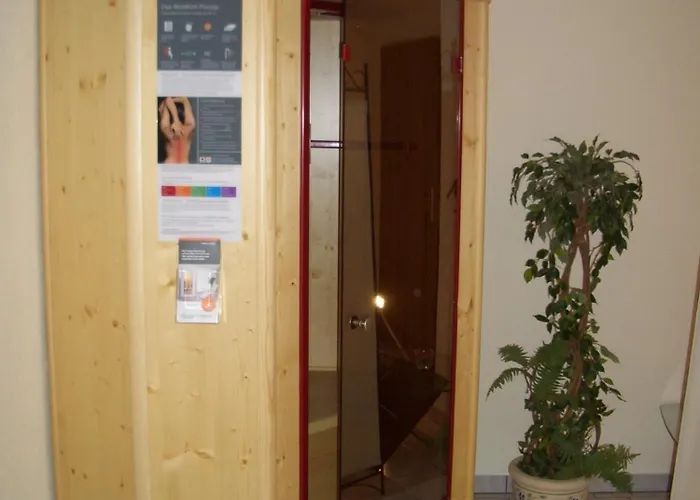 Guest house Gaestehaus Burgi 3*