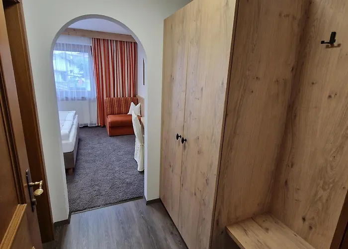 Gaestehaus Burgi Fuegen