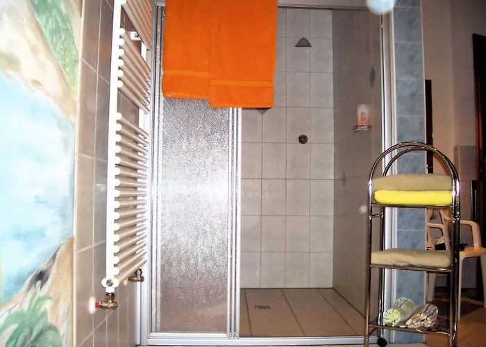 Guest house Gaestehaus Burgi Fuegen